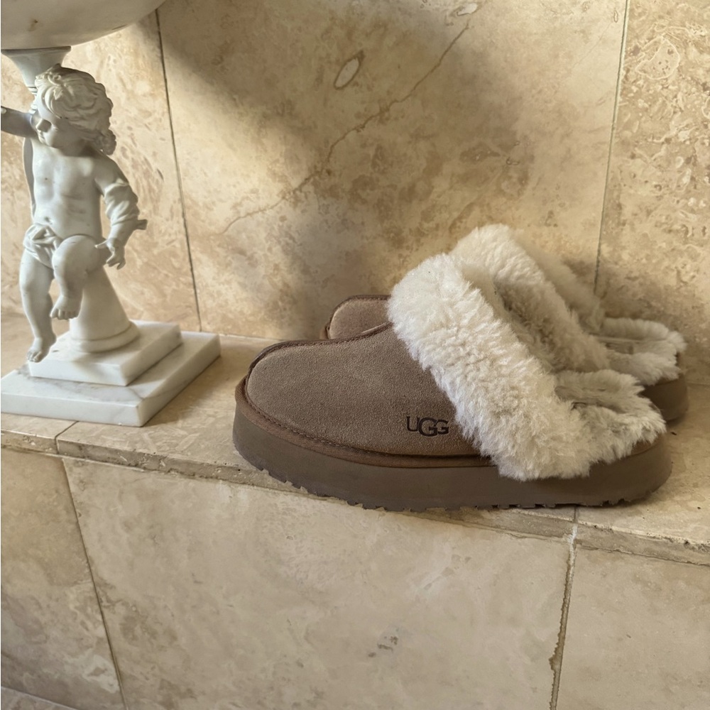 UGG Australia Disquette Platform Slippers Chestnut, Sz 9 - Picture 9 of 10